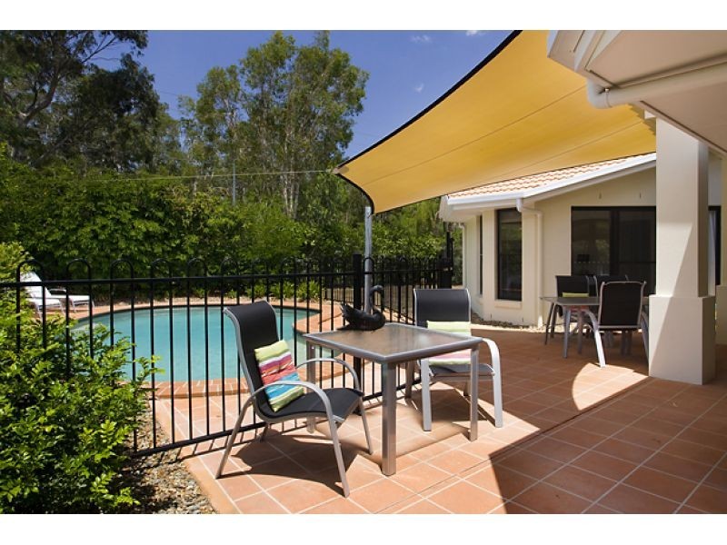 4 Waterside Court, Noosa Waters QLD 4566