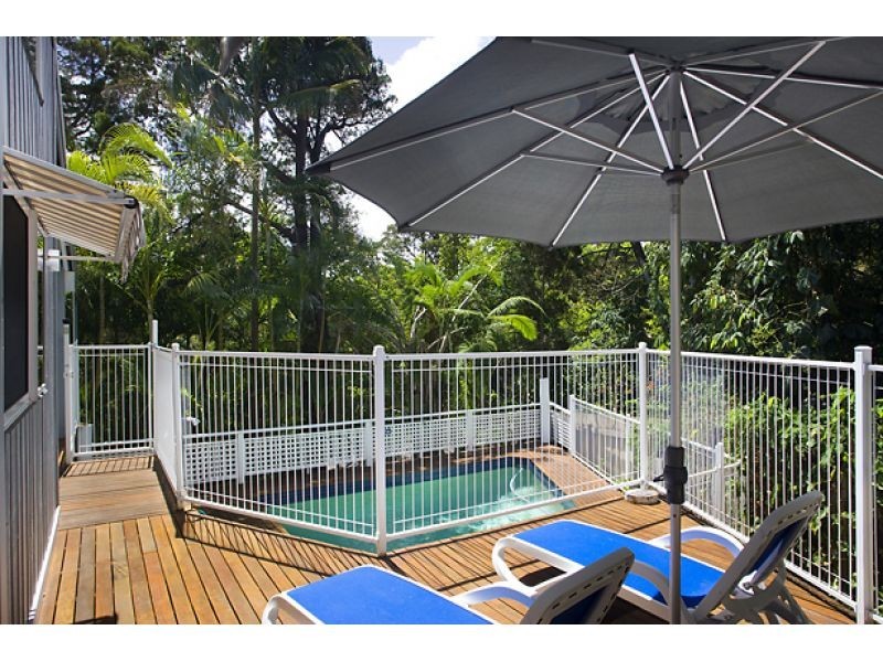 12 Moonare Crescent, Noosa Heads QLD 4567