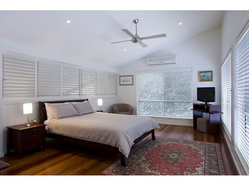 12 Moonare Crescent, Noosa Heads QLD 4567