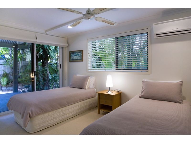 12 Moonare Crescent, Noosa Heads QLD 4567
