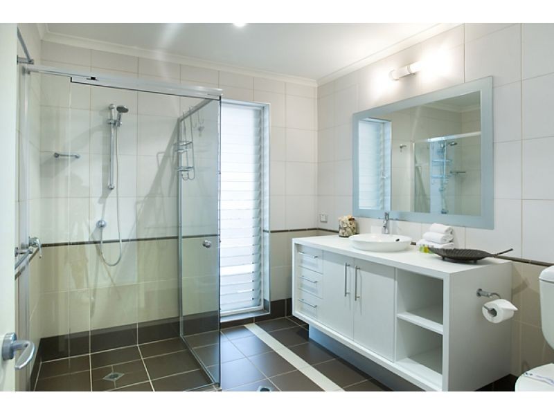 12 Moonare Crescent, Noosa Heads QLD 4567