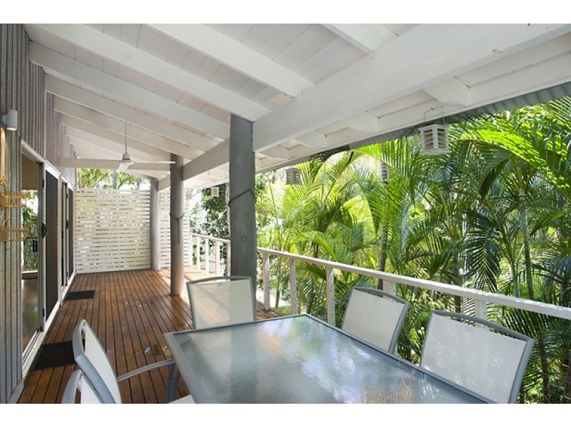 12 Moonare Crescent, Noosa Heads QLD 4567