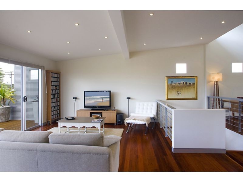 Apartment 1, 9 Ventura Street, Sunrise Beach QLD 4567