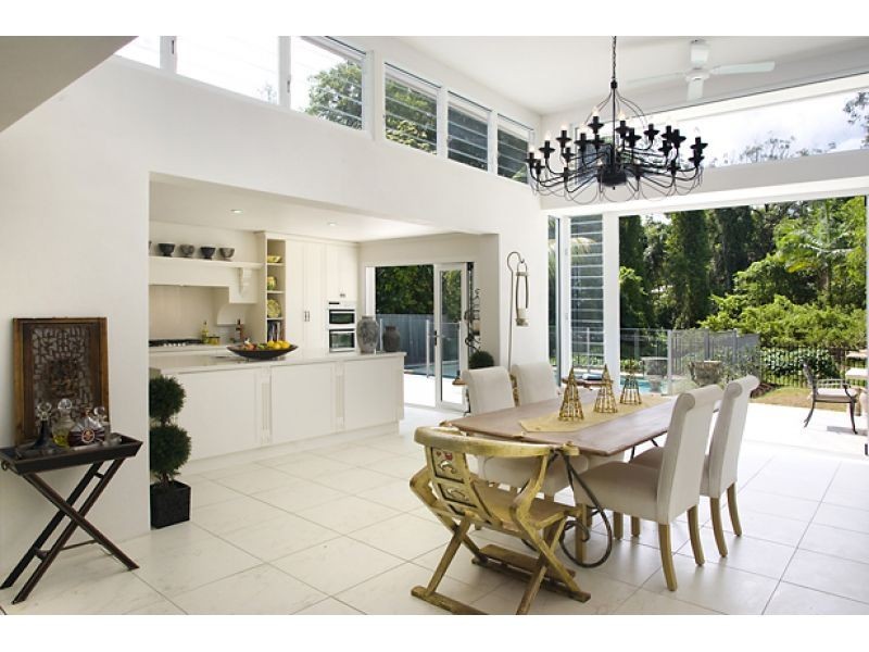 34 Sleepy Hollow Drive, Noosa Heads QLD 4567