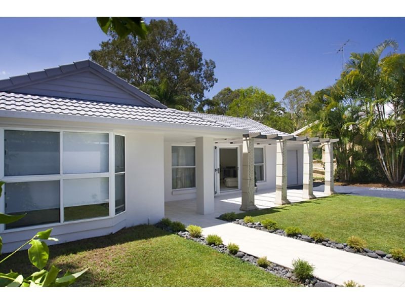 34 Sleepy Hollow Drive, Noosa Heads QLD 4567