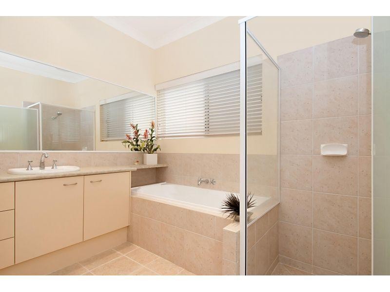 36 Warana Street, Noosa Heads QLD 4567