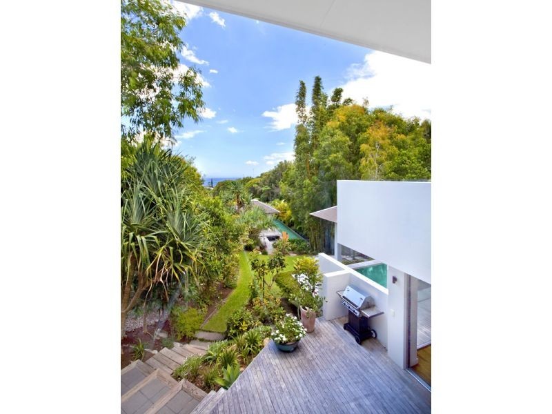 28 Dolphin Bay Drive, Sunshine Beach QLD 4567