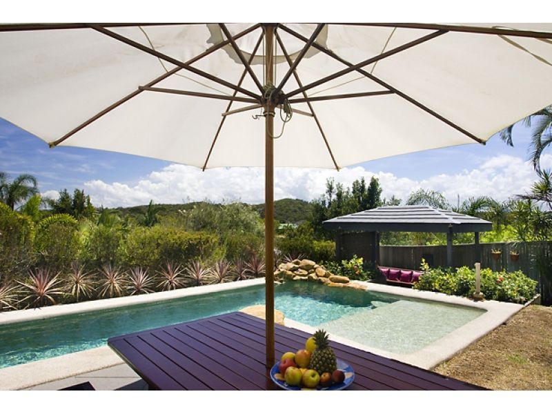 10 Werita Court, Sunrise Beach QLD 4567