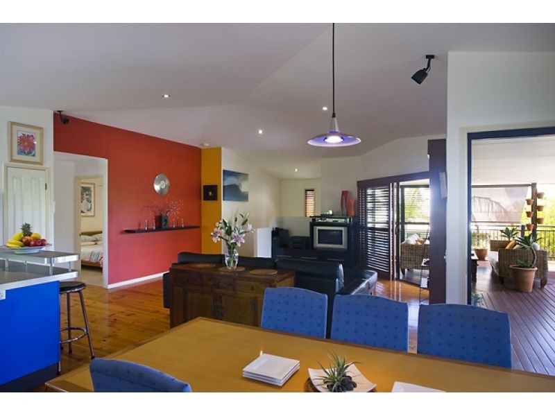 10 Werita Court, Sunrise Beach QLD 4567