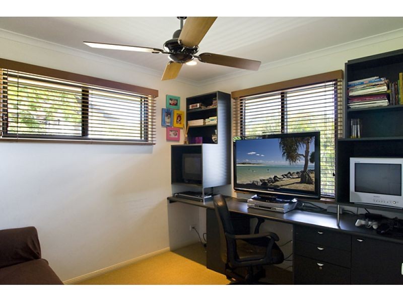 10 Werita Court, Sunrise Beach QLD 4567