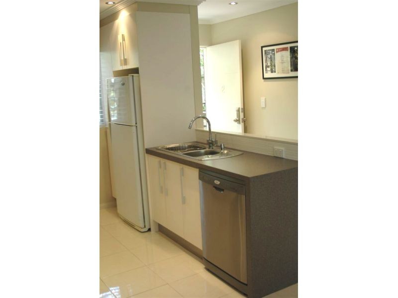 2, 4 Attunga Heights, Noosa Heads QLD 4567