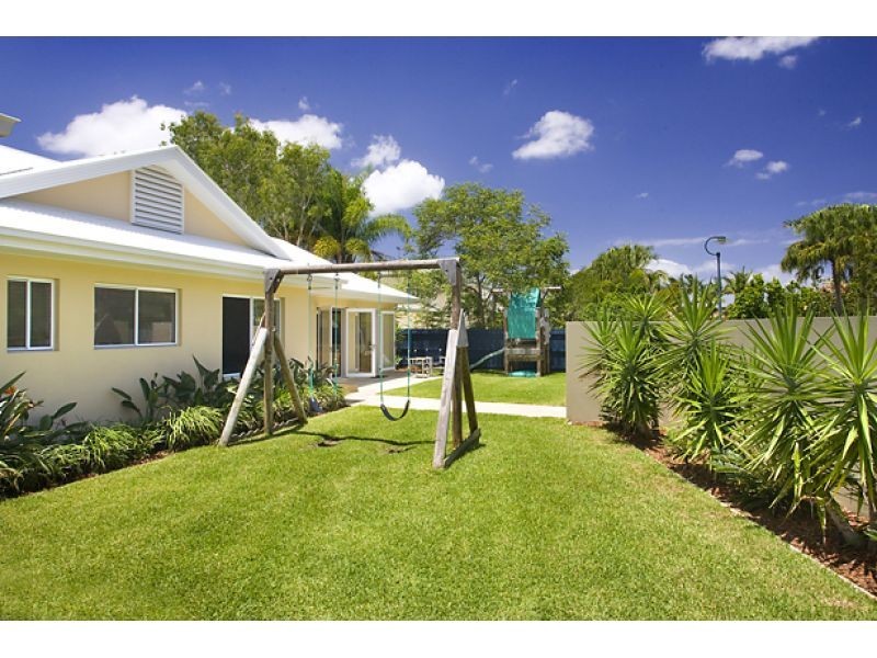 4 Sailfish Court, Noosa Waters QLD 4566