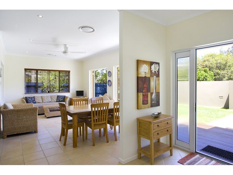 4 Sailfish Court, Noosa Waters QLD 4566
