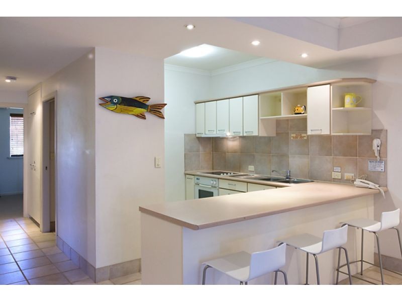 Apartment, 14 Bermuda Villas Howard Street, Noosaville QLD 4566