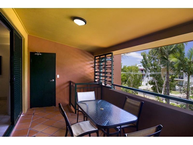 Apartment, 14 Bermuda Villas Howard Street, Noosaville QLD 4566