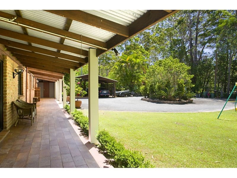 105 Sunrise Road, Tinbeerwah QLD 4563