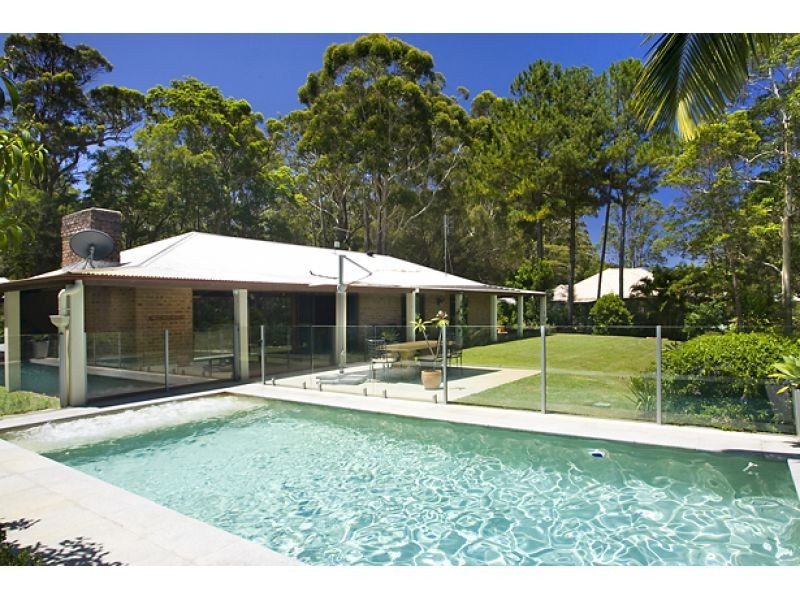 105 Sunrise Road, Tinbeerwah QLD 4563