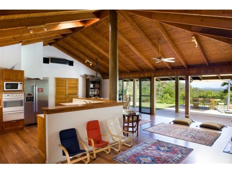 105 Sunrise Road, Tinbeerwah QLD 4563