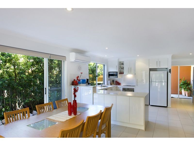 1, 19 Hill Street, Sunshine Beach QLD 4567