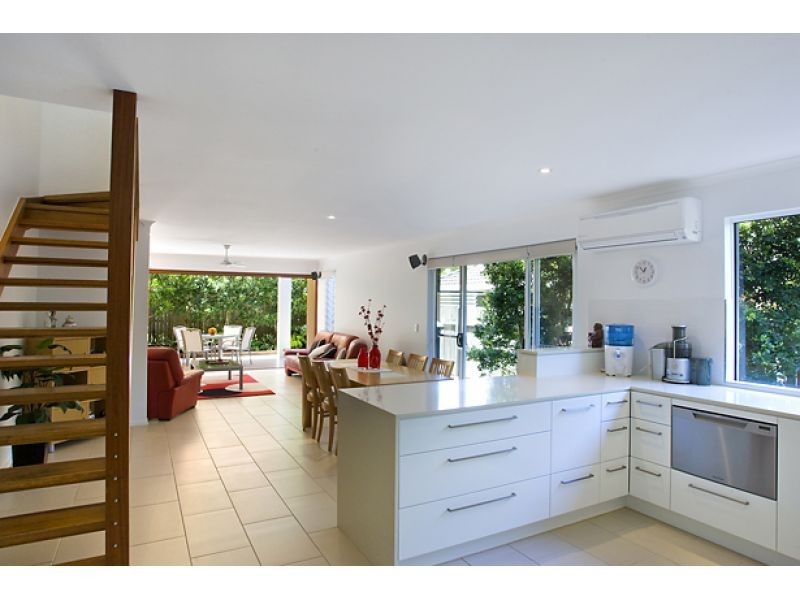 1, 19 Hill Street, Sunshine Beach QLD 4567