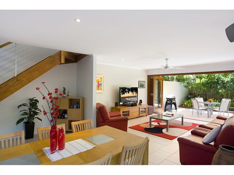 1, 19 Hill Street, Sunshine Beach QLD 4567