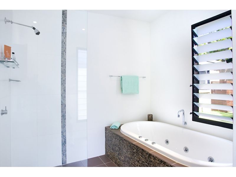 41 Arkana Drive, Noosa Heads QLD 4567