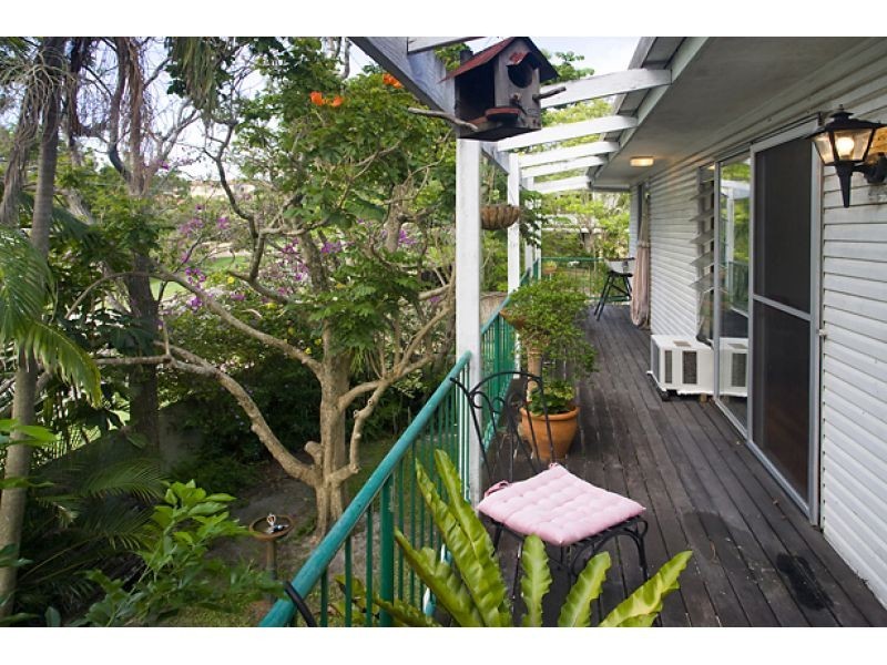 50 Arkana Drive, Noosa Heads QLD 4567