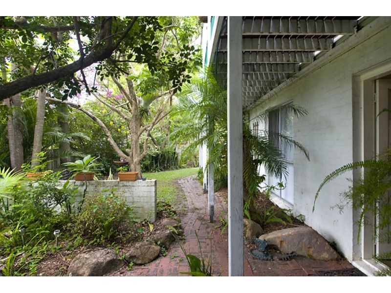 50 Arkana Drive, Noosa Heads QLD 4567