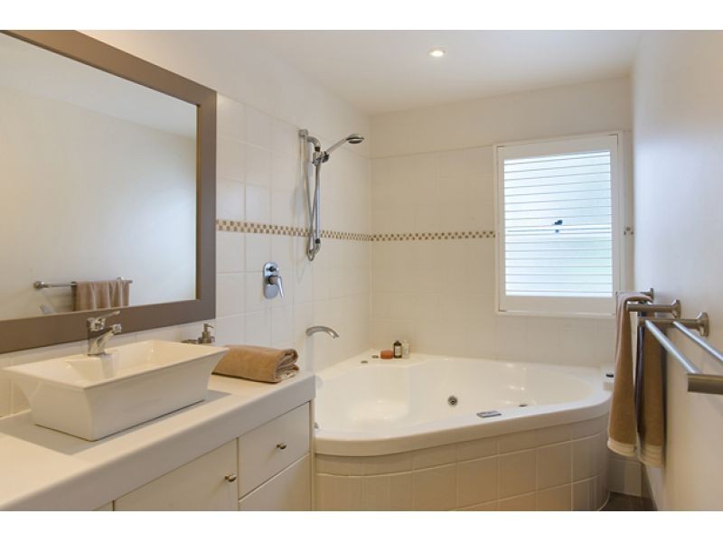 26 Wyona Drive, Noosa Heads QLD 4567