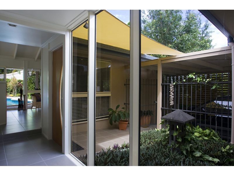 6 Paul Street, Noosa Heads QLD 4567