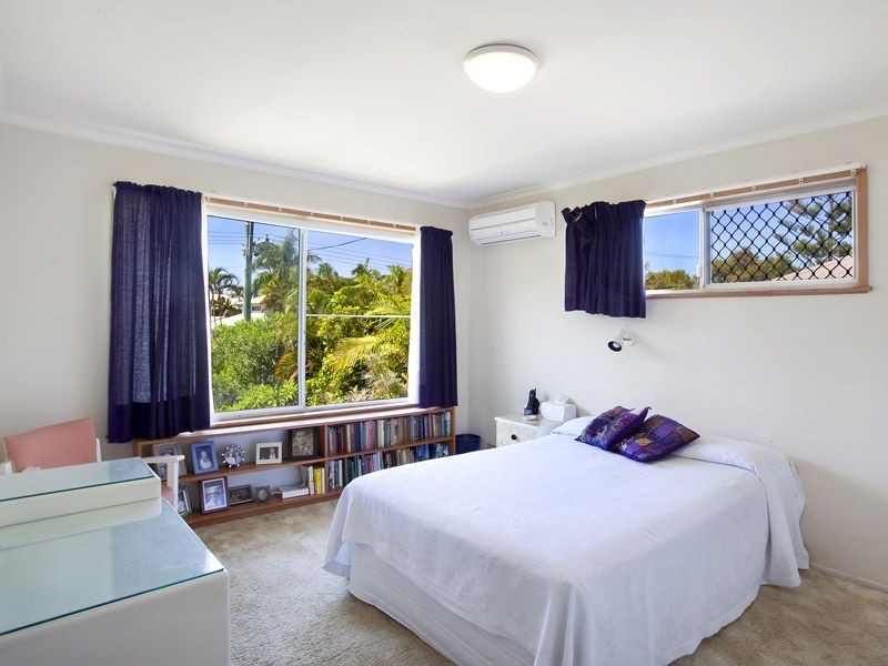 17 Robert Street, Noosaville QLD 4566