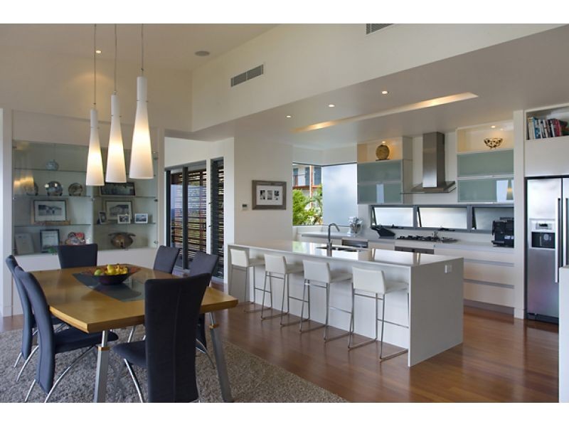 5 Compass Place, Sunrise Beach QLD 4567