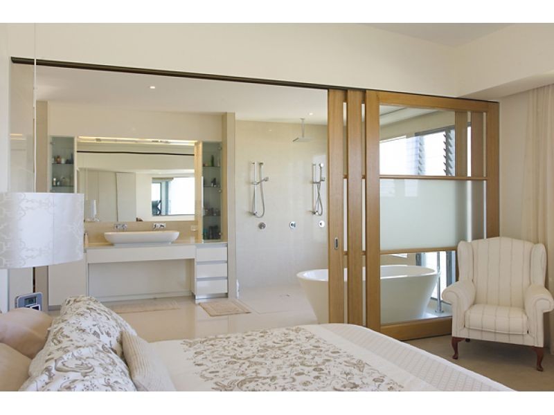 5 Compass Place, Sunrise Beach QLD 4567