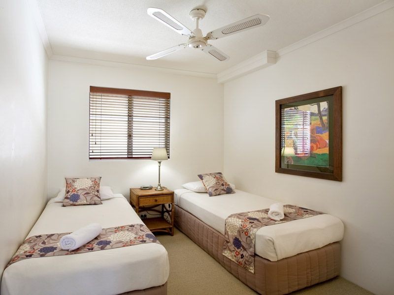 8, 10 Robert Street, Noosaville QLD 4566