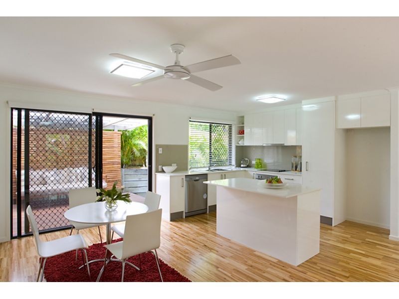 6 Wyandra Street, Noosa Heads QLD 4567