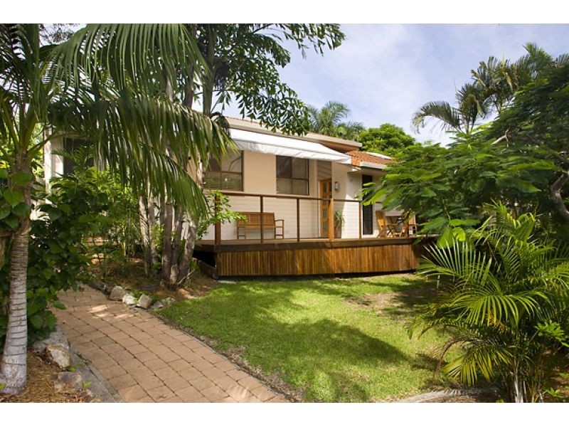 6 Wyandra Street, Noosa Heads QLD 4567