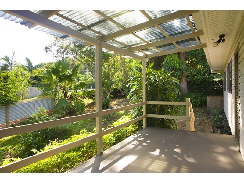 10 Paul Street, Noosa Heads QLD 4567