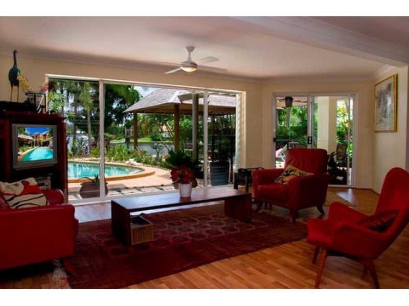 9 The Peninsula, Noosa Waters QLD 4566