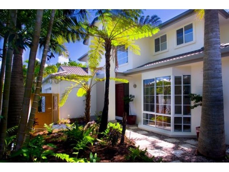 9 The Peninsula, Noosa Waters QLD 4566