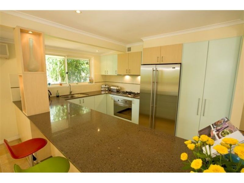 12 Captains Court, Sunrise Beach QLD 4567