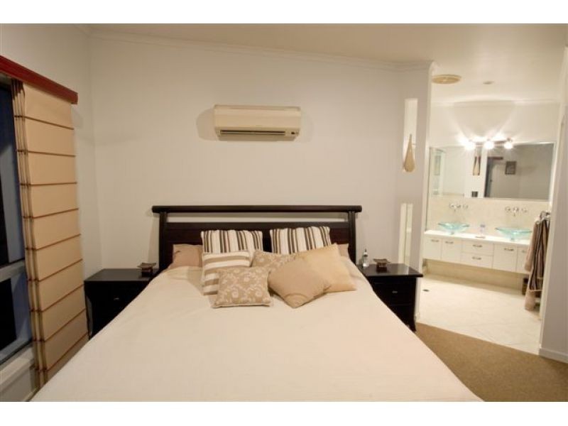 77 Orient Drive, Sunrise Beach QLD 4567