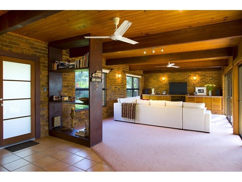 18 Toulambi Street, Noosa Heads QLD 4567