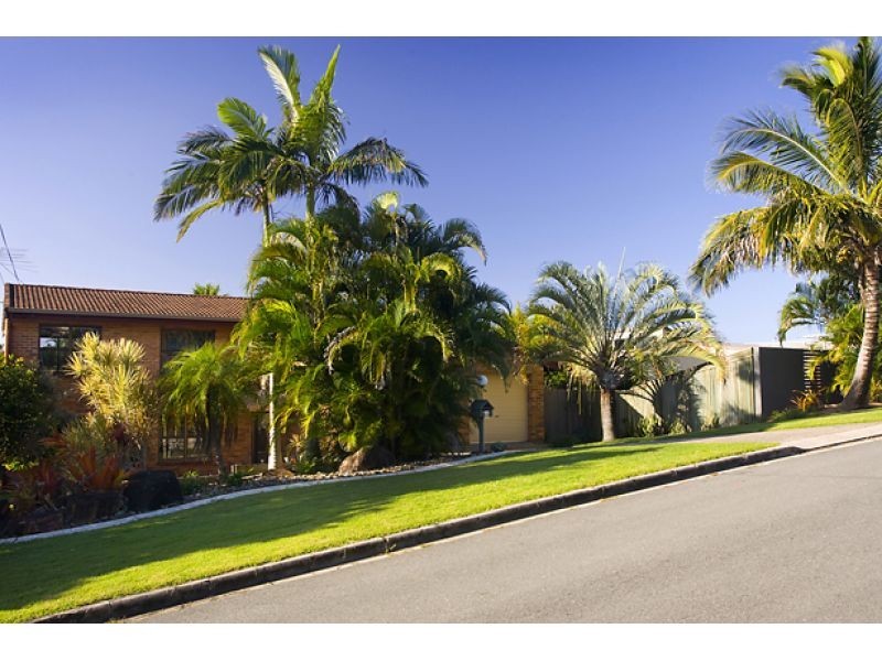 18 Toulambi Street, Noosa Heads QLD 4567