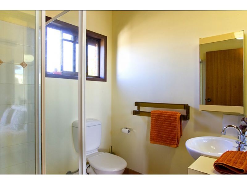 18 Toulambi Street, Noosa Heads QLD 4567