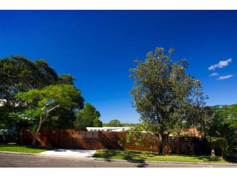 10 Wyona Drive, Noosa Heads QLD 4567