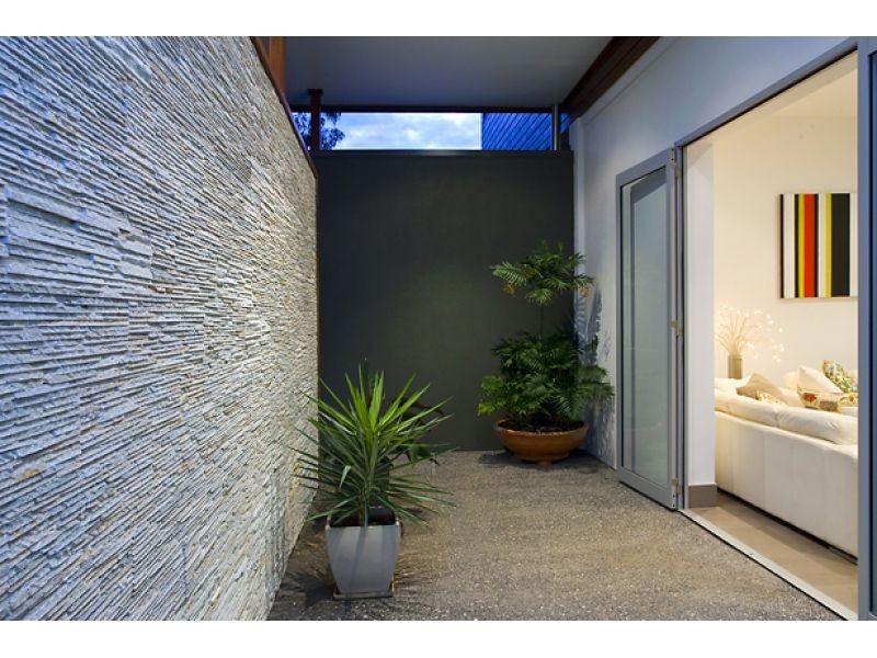 2 Brolga Lane, Noosa Heads QLD 4567