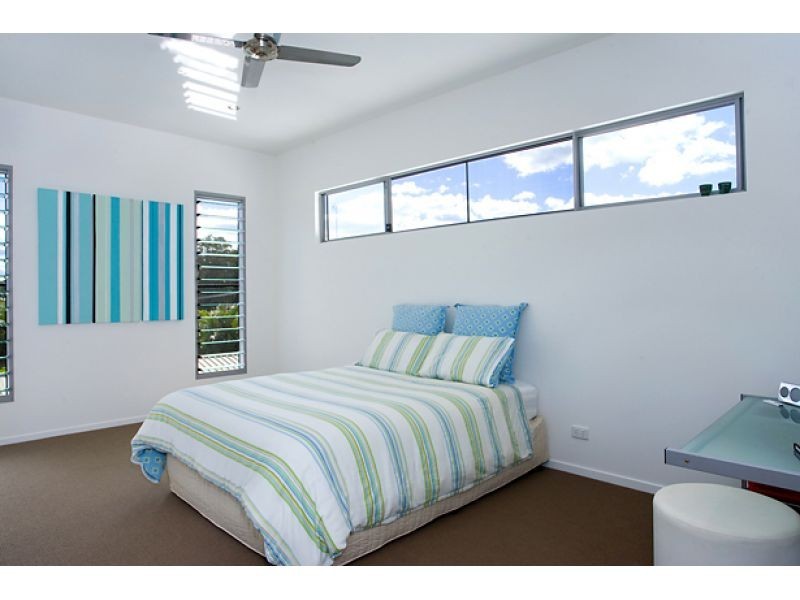 2 Brolga Lane, Noosa Heads QLD 4567