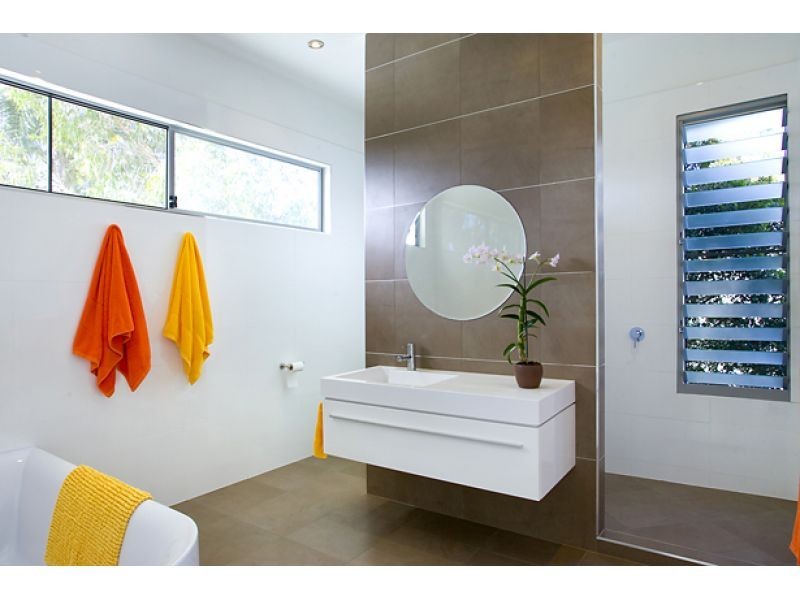 2 Brolga Lane, Noosa Heads QLD 4567