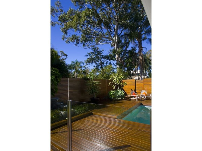 2 Brolga Lane, Noosa Heads QLD 4567