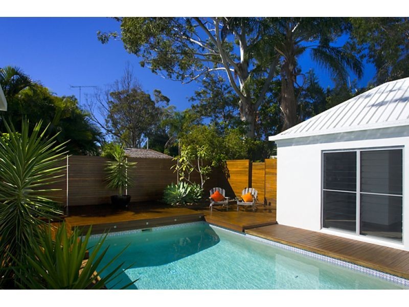 2 Brolga Lane, Noosa Heads QLD 4567